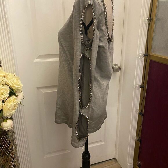 Zarqa crystal embellishments beautiful long sleeve, M - Picture 5 of 9